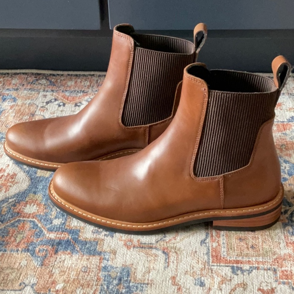 Nisolo leather lug sole boots